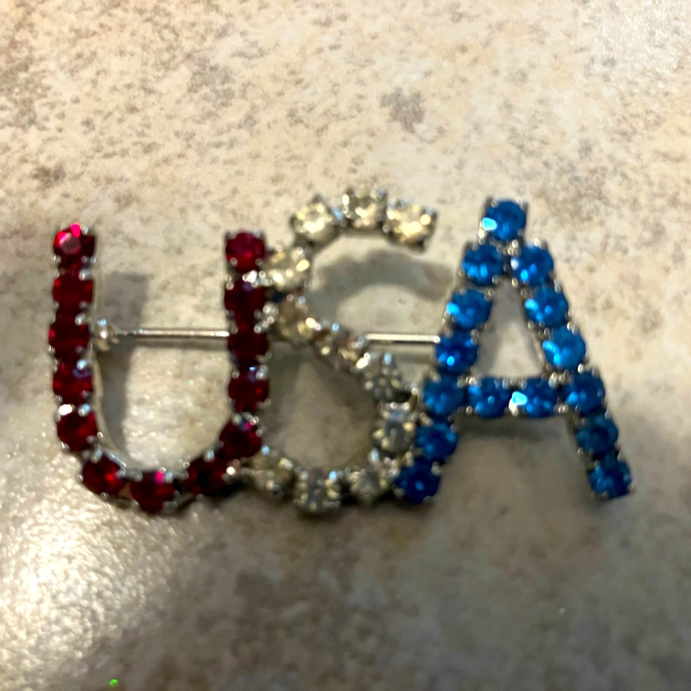 Costume USA Rhinestone Brooch Pin